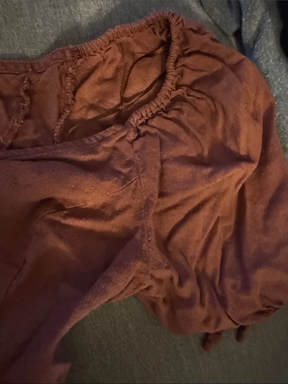 Express Rust Button-Front Off-Shoulder Crop Top - Picture 5 of 6